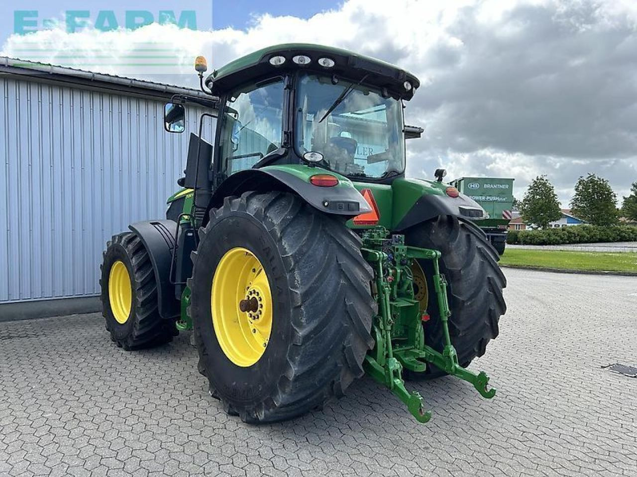 Tracteur agricole John Deere 7230r: photos 20
