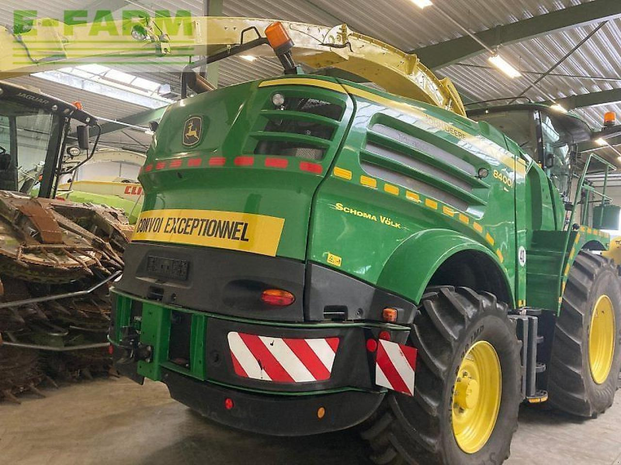 John Deere 8400i - Ensileuse: photos 2 John Deere 8400i - Ensileuse: photos 2