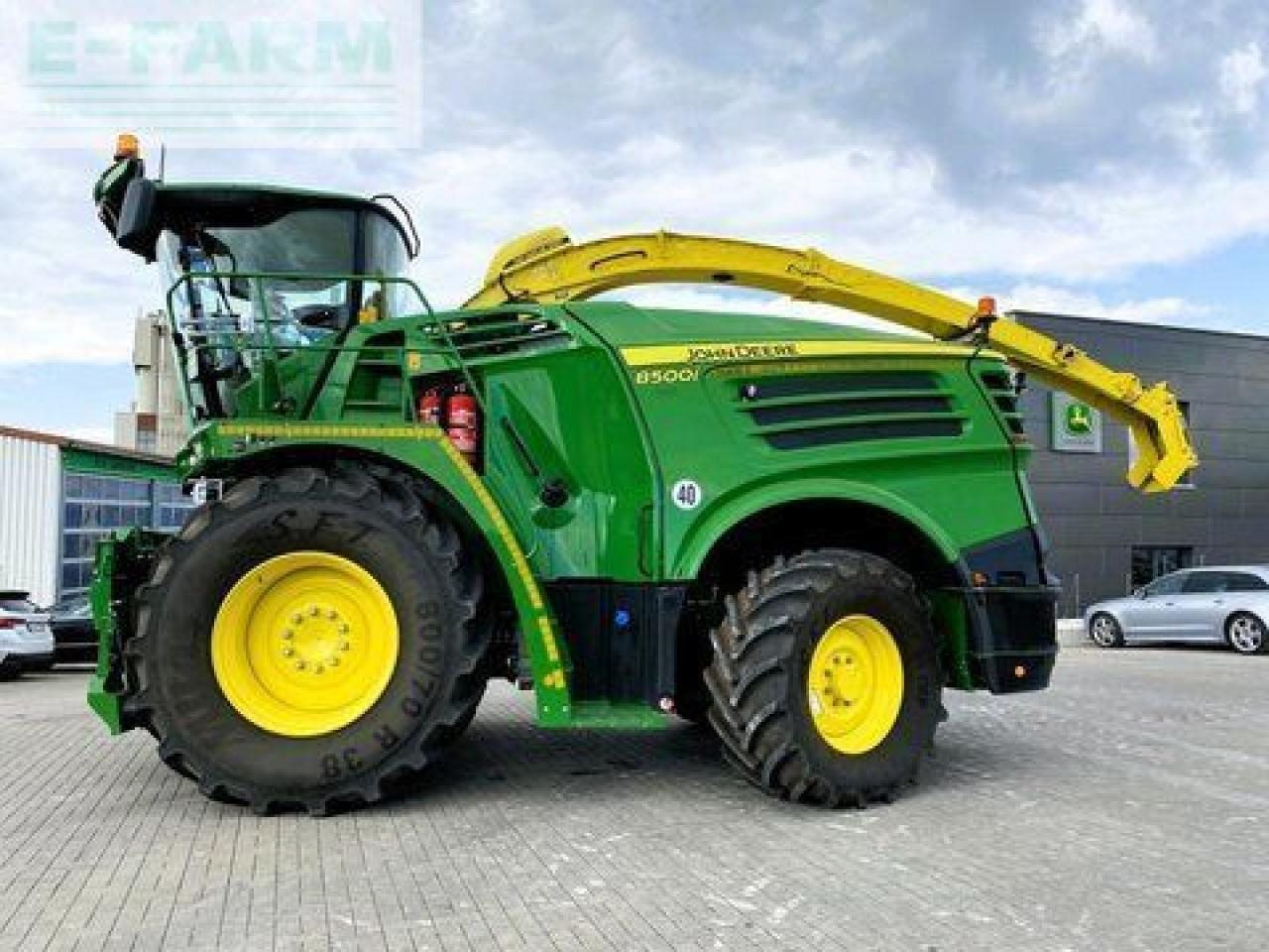 John Deere 8500 - Ensileuse: photos 1 John Deere 8500 - Ensileuse: photos 1