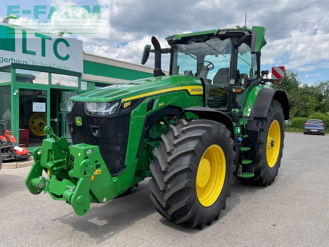 John Deere 8R340 - Tracteur agricole: photos 1 John Deere 8R340 - Tracteur agricole: photos 1