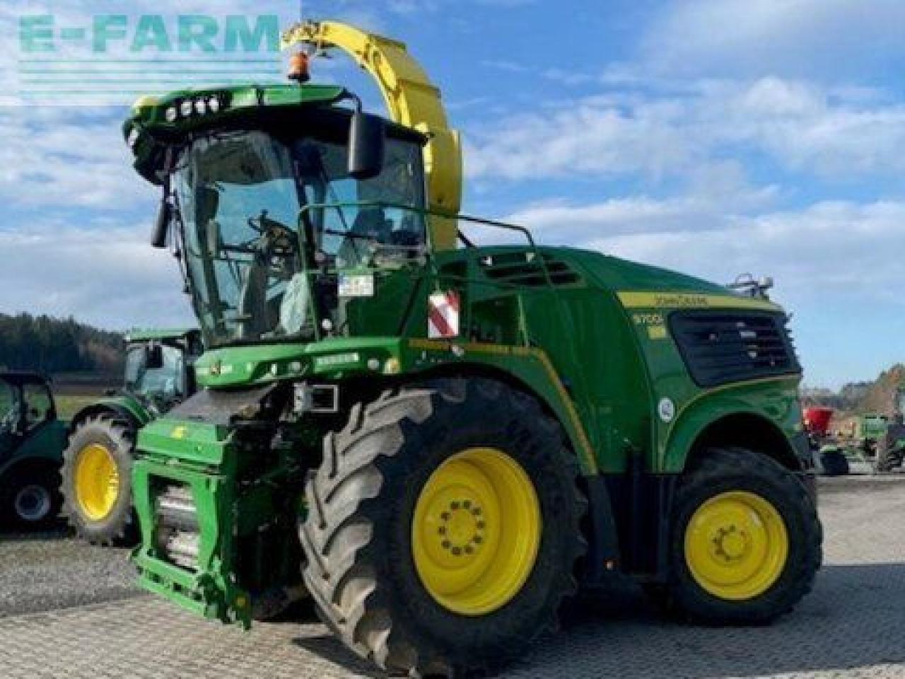 John Deere 9700i prodrive 40km/h - Ensileuse: photos 1 John Deere 9700i prodrive 40km/h - Ensileuse: photos 1