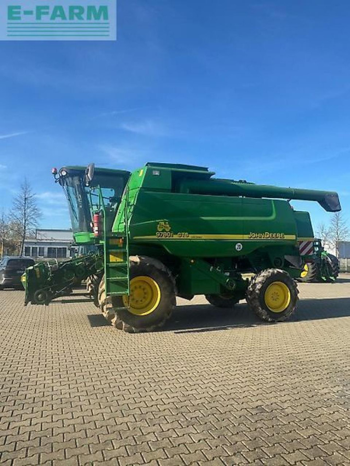 John Deere 9780 cts - Moissonneuse-batteuse: photos 3 John Deere 9780 cts - Moissonneuse-batteuse: photos 3