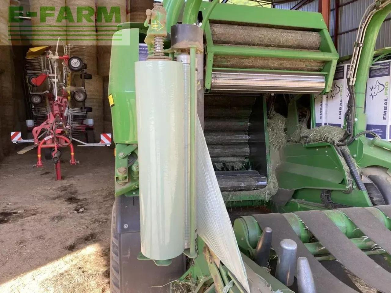 Presse à balles cubiques John Deere c441r: photos 9