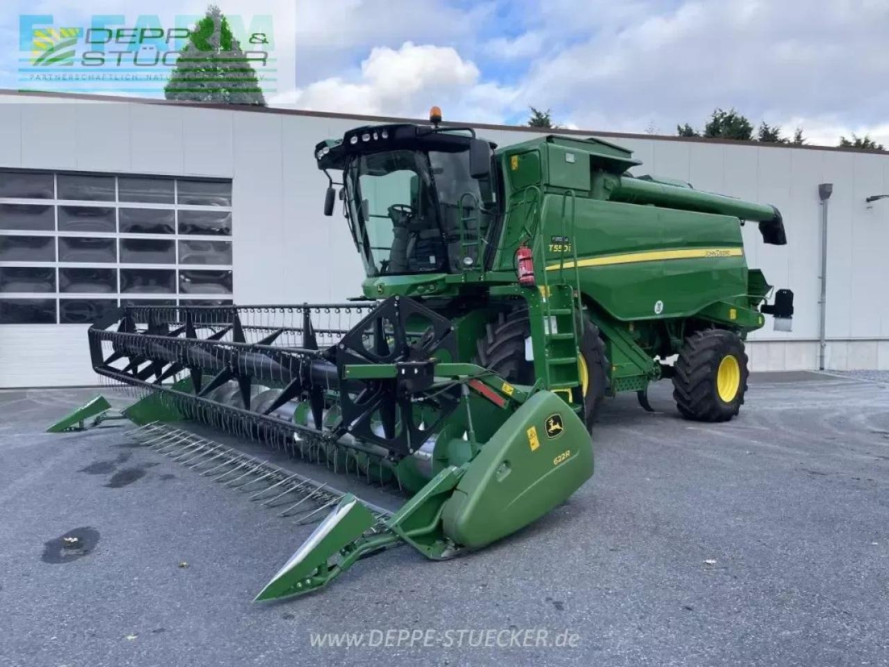 Moissonneuse-batteuse John Deere t550 mit 622r: photos 15 Moissonneuse-batteuse John Deere t550 mit 622r: photos 15