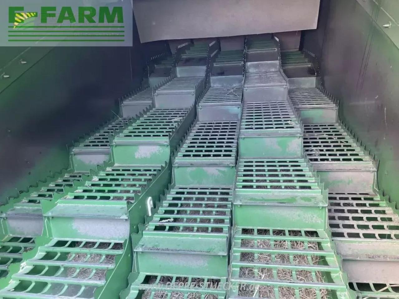 Moissonneuse-batteuse John Deere t550 mit 622r: photos 6 Moissonneuse-batteuse John Deere t550 mit 622r: photos 6