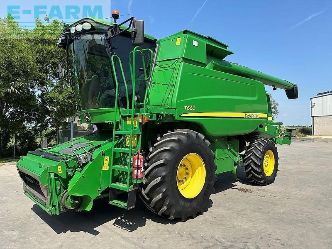 John Deere t660 - Moissonneuse-batteuse: photos 1 John Deere t660 - Moissonneuse-batteuse: photos 1