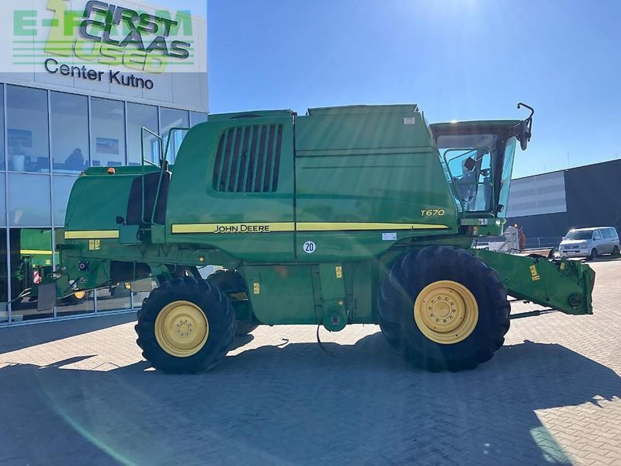John Deere t670 - Moissonneuse-batteuse: photos 2 John Deere t670 - Moissonneuse-batteuse: photos 2