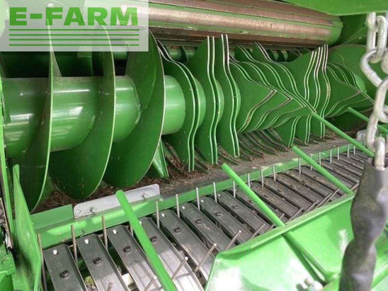 John Deere v451r - Presse à balles cubiques: photos 4 John Deere v451r - Presse à balles cubiques: photos 4