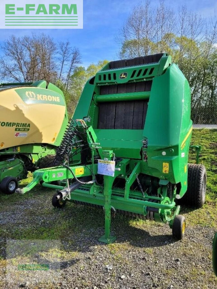 John Deere v461m - Presse à balles cubiques: photos 1 John Deere v461m - Presse à balles cubiques: photos 1