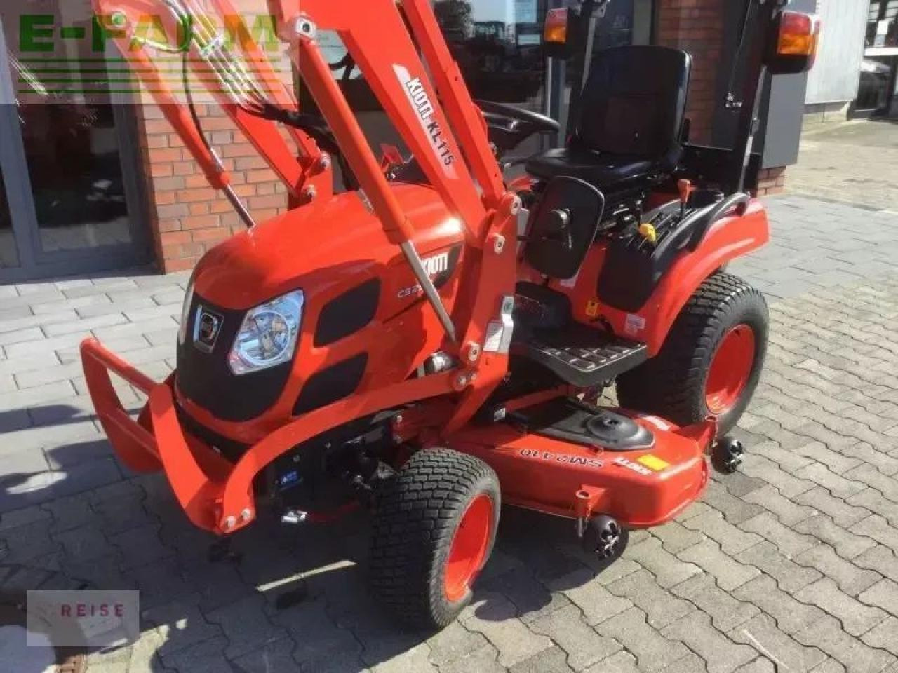 Kioti cs 2510 h & sm 2410 - Tracteur agricole: photos 2 Kioti cs 2510 h & sm 2410 - Tracteur agricole: photos 2