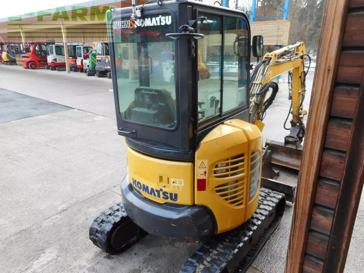 Komatsu pc 26mr-3 ( 2.710kg ) mit powertilt - Mini pelle: photos 4 Komatsu pc 26mr-3 ( 2.710kg ) mit powertilt - Mini pelle: photos 4