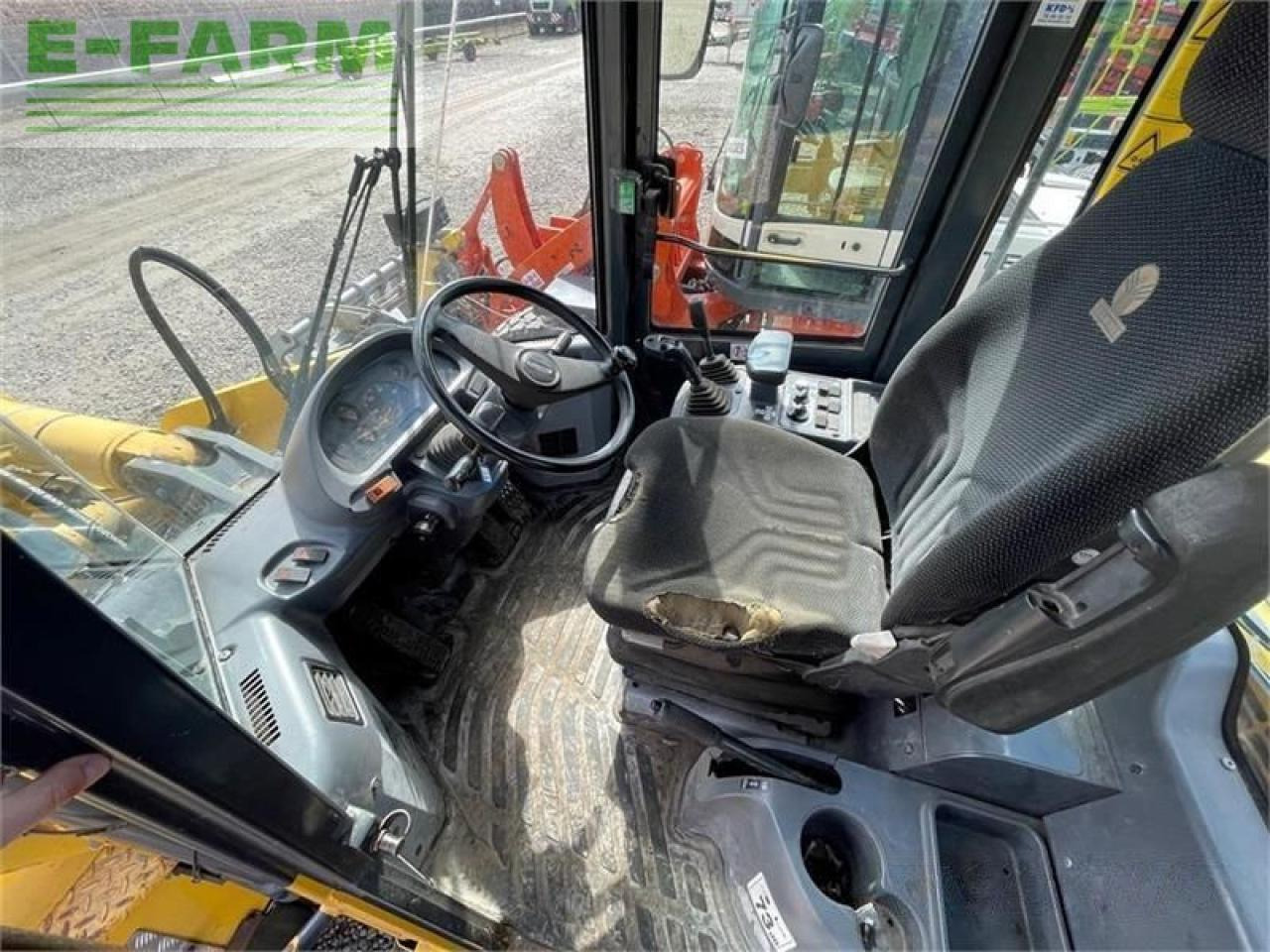 Mini pelle Komatsu wa320-5: photos 12