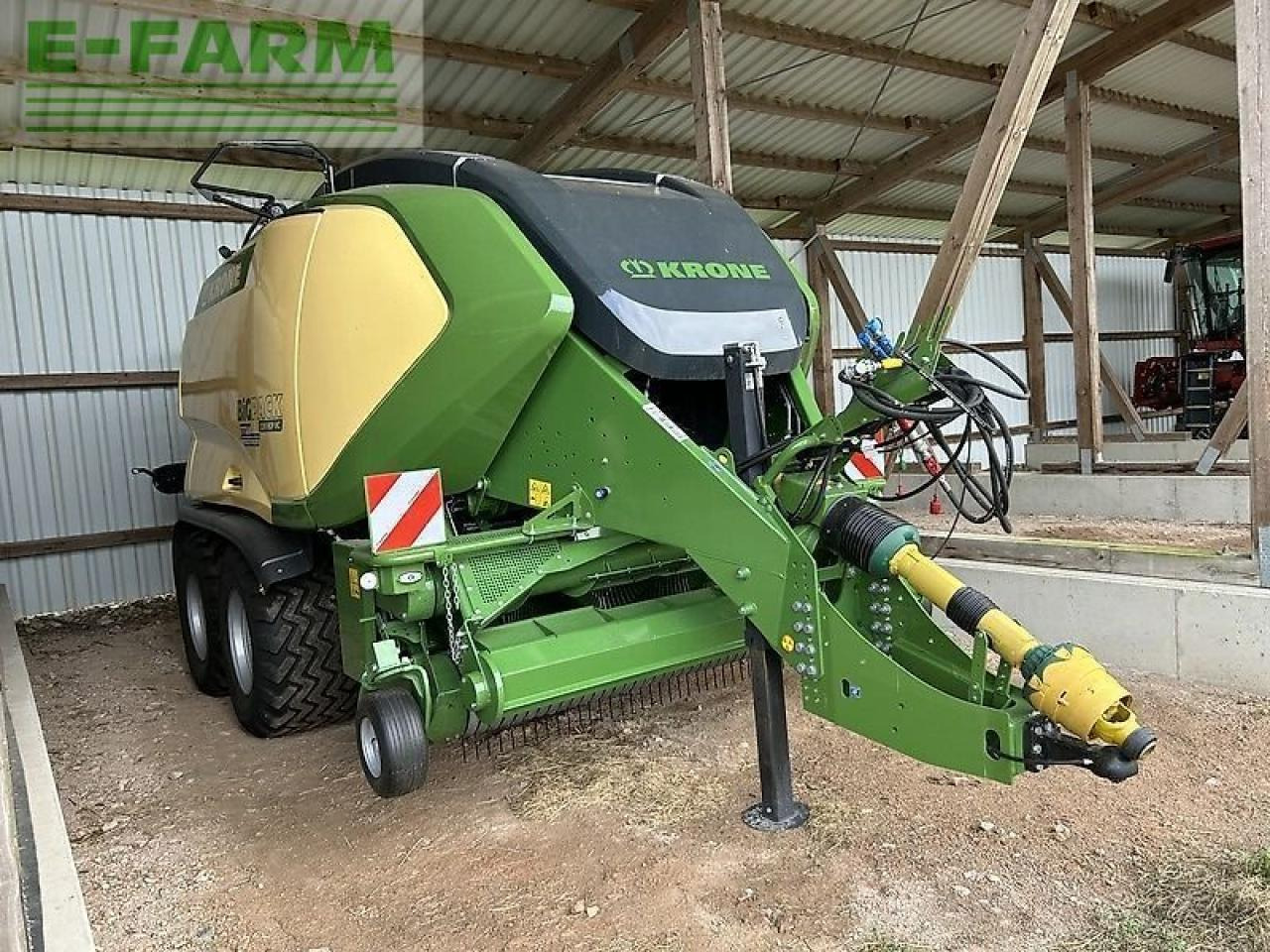 Krone big pack 1290 hdp vc - Presse à balles cubiques: photos 2 Krone big pack 1290 hdp vc - Presse à balles cubiques: photos 2