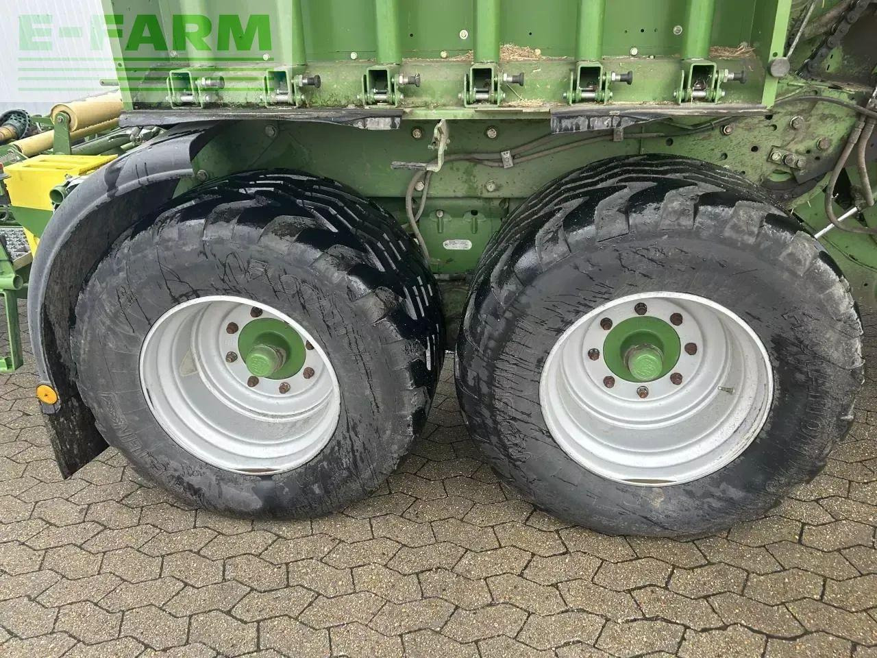 Krone cf155 xc extreme - Presse à balles cubiques: photos 5 Krone cf155 xc extreme - Presse à balles cubiques: photos 5