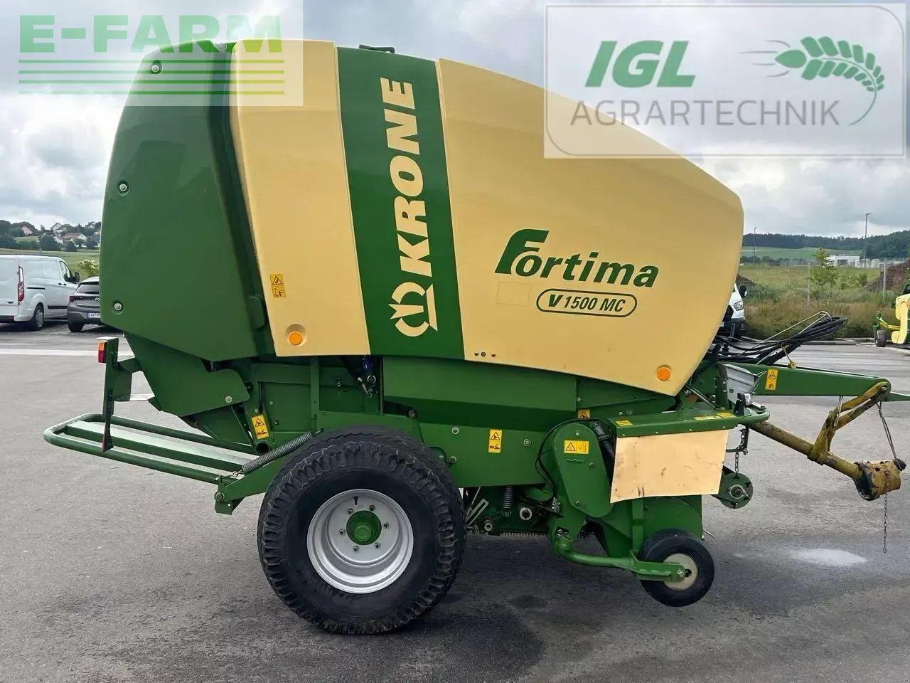 Krone fortima v 1500 mc - Presse à balles cubiques: photos 1 Krone fortima v 1500 mc - Presse à balles cubiques: photos 1