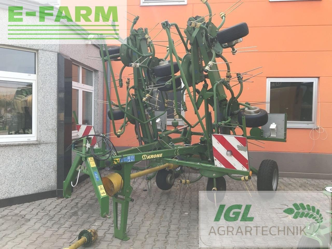 Krone kwt 8.82/8 - Faneuse: photos 1 Krone kwt 8.82/8 - Faneuse: photos 1