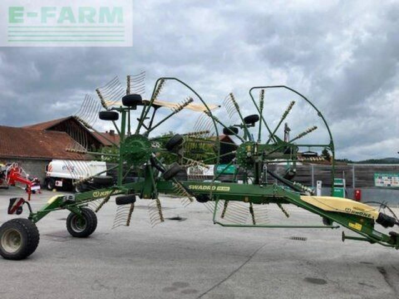 Krone swadro ts 680 - Faneuse: photos 1 Krone swadro ts 680 - Faneuse: photos 1