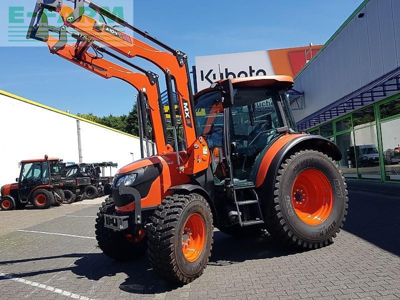 Kubota m4-073 cab - Tracteur agricole: photos 3 Kubota m4-073 cab - Tracteur agricole: photos 3