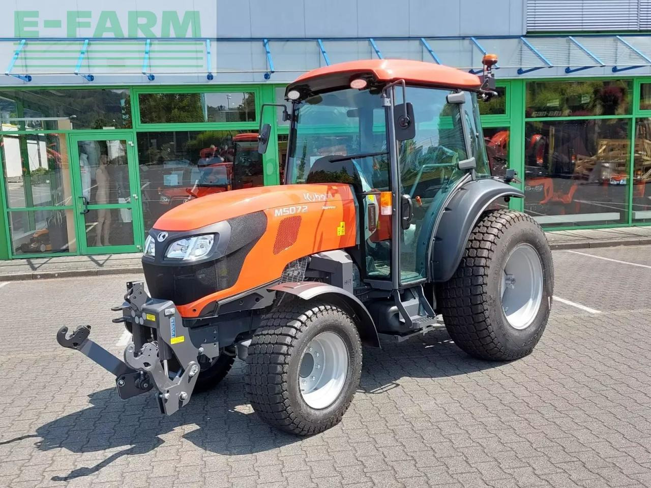 Kubota m5-072 narrow - Tracteur agricole: photos 3 Kubota m5-072 narrow - Tracteur agricole: photos 3