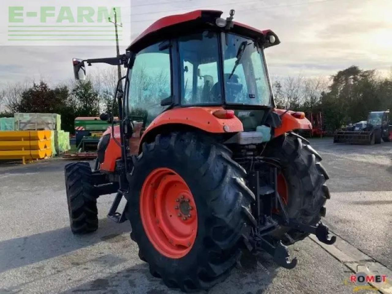 Kubota m7060 - Tracteur agricole: photos 3 Kubota m7060 - Tracteur agricole: photos 3