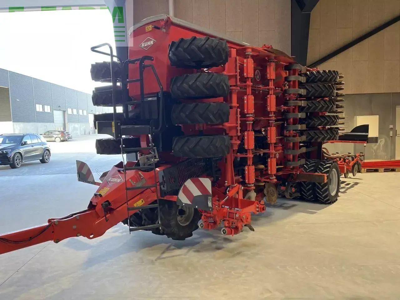 Kuhn espro 6000 rc mix - Combiné de semis: photos 2 Kuhn espro 6000 rc mix - Combiné de semis: photos 2