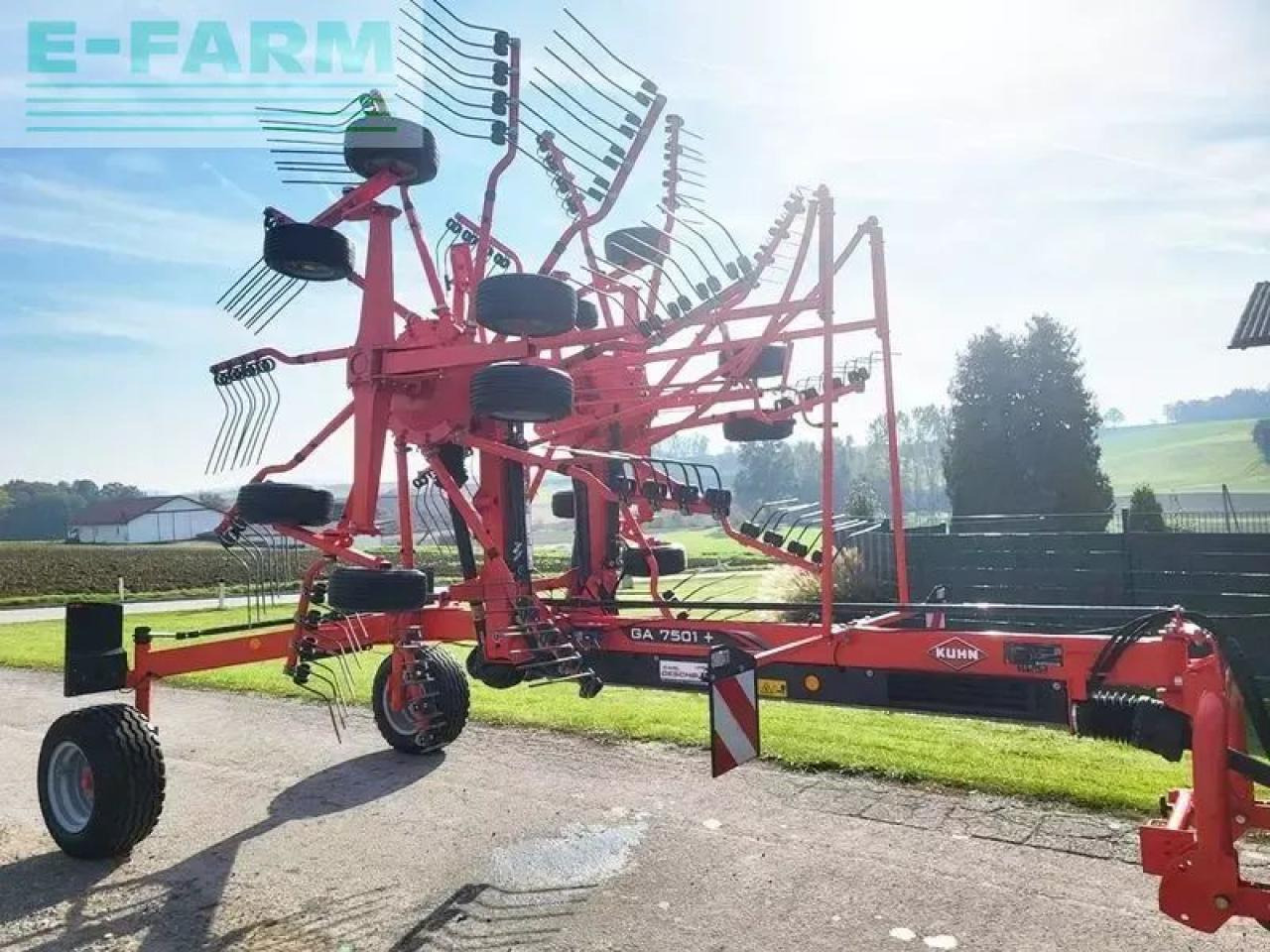 Kuhn ga7501+ 2-kreisel-mittelschwader - Faneuse: photos 2 Kuhn ga7501+ 2-kreisel-mittelschwader - Faneuse: photos 2