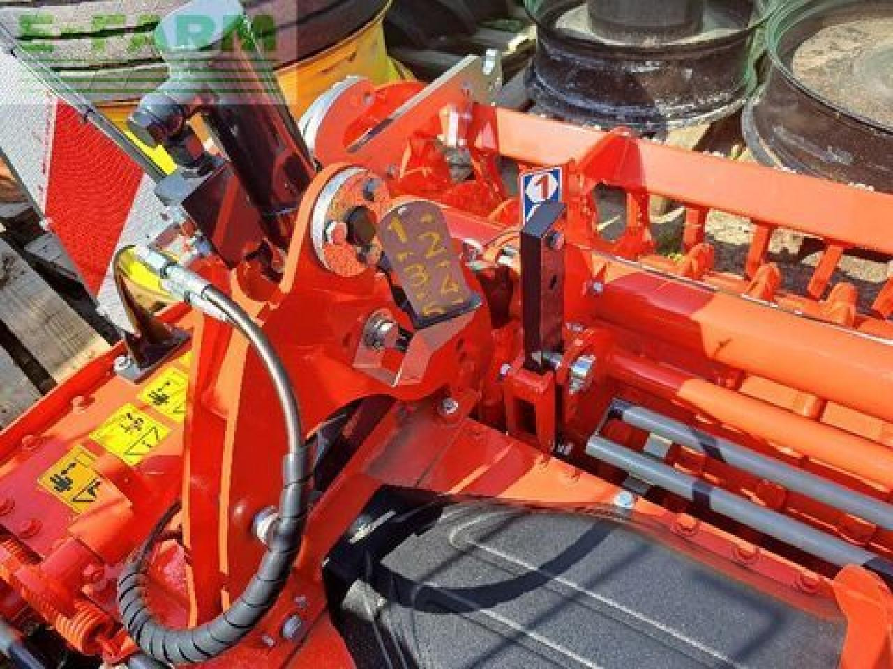 Kuhn hr3030 - Cover crop: photos 4 Kuhn hr3030 - Cover crop: photos 4