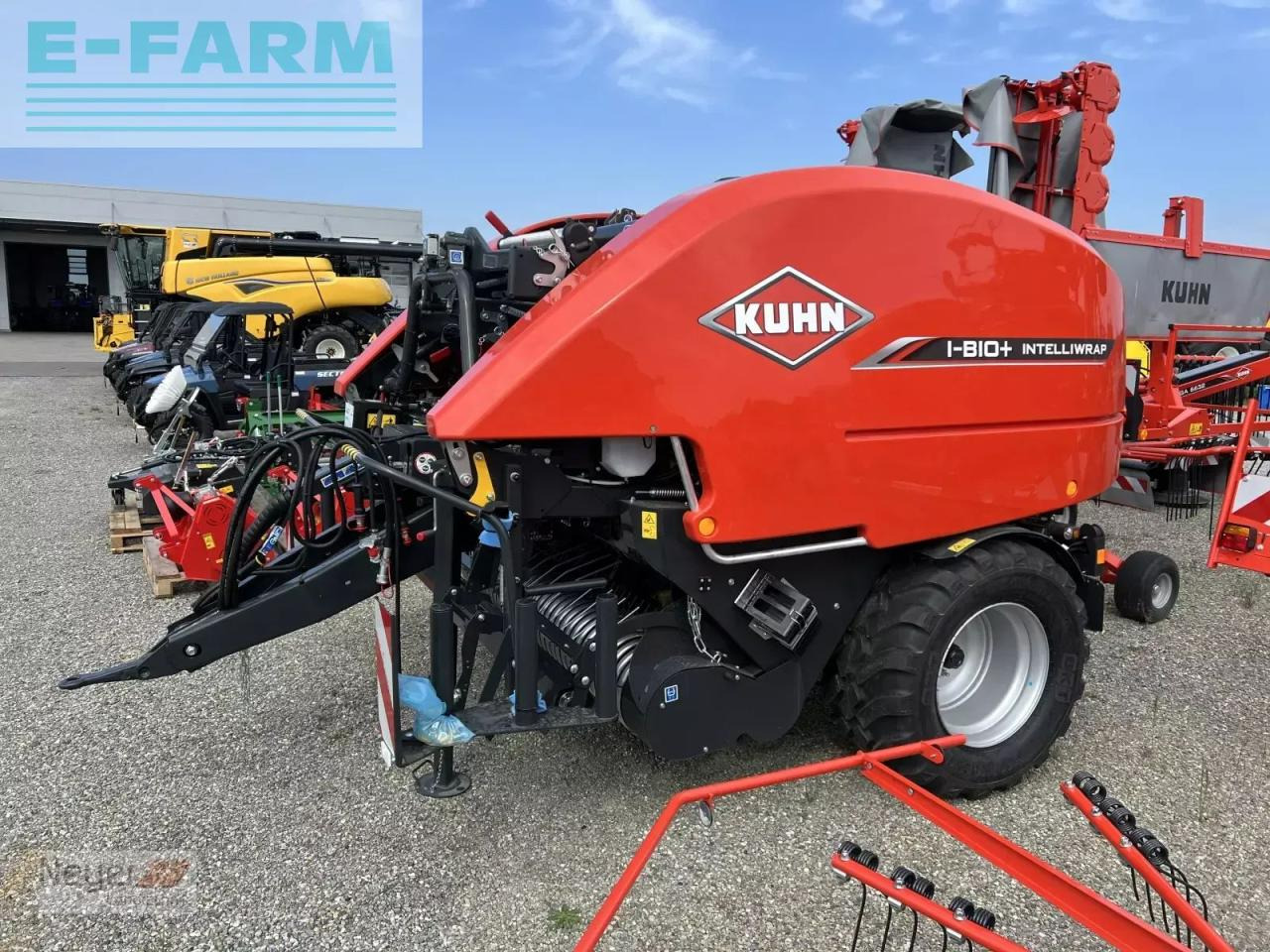 Kuhn i-bio+ intelliwrap press-wickel-kombi - Presse à balles cubiques: photos 1 Kuhn i-bio+ intelliwrap press-wickel-kombi - Presse à balles cubiques: photos 1