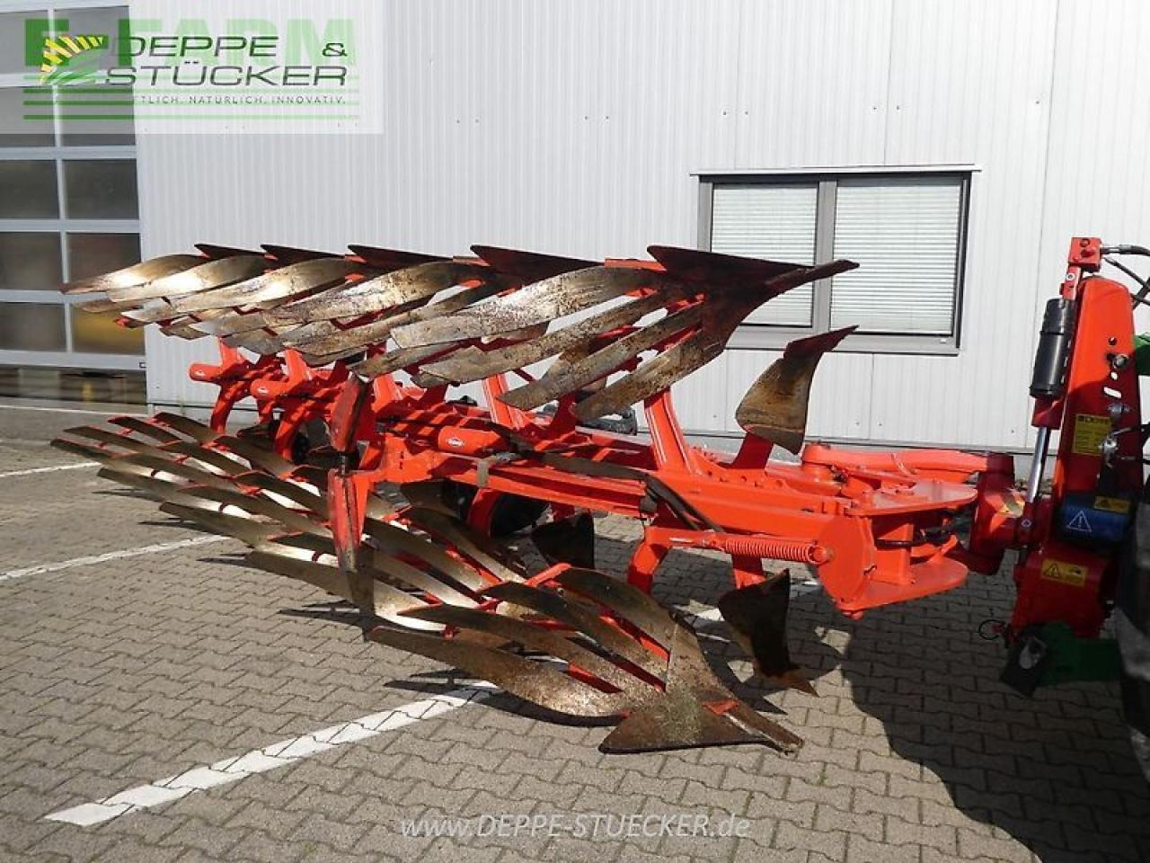 Kuhn multi-master 123 4+1 nsh - Charrue: photos 1 Kuhn multi-master 123 4+1 nsh - Charrue: photos 1