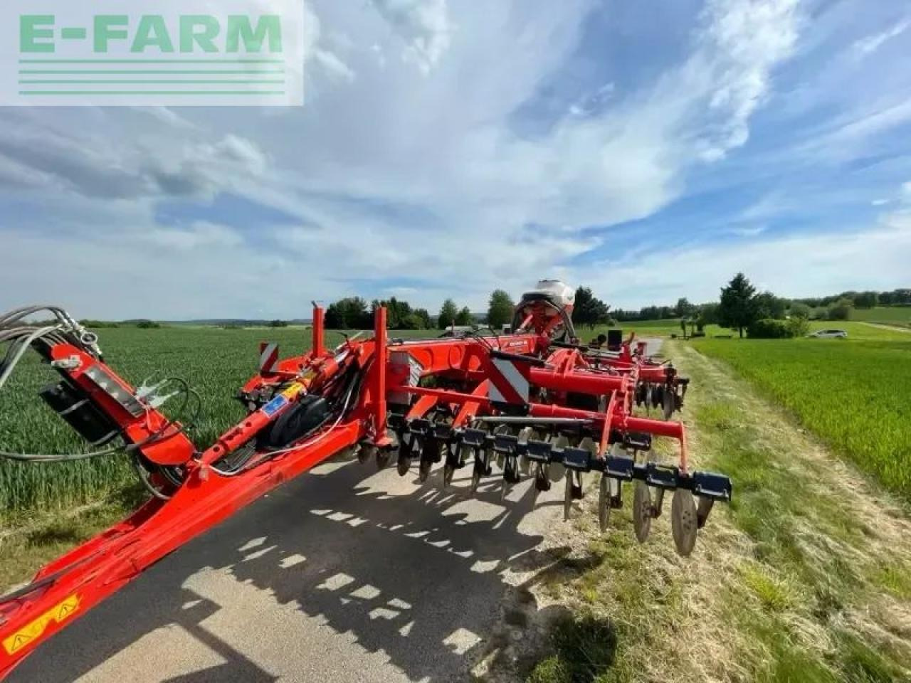 Kuhn performer 5000 - Bineuse: photos 1 Kuhn performer 5000 - Bineuse: photos 1