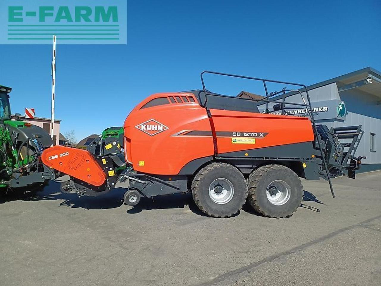 Kuhn sb 1270 x oc omnicut - Presse à balles cubiques: photos 2 Kuhn sb 1270 x oc omnicut - Presse à balles cubiques: photos 2