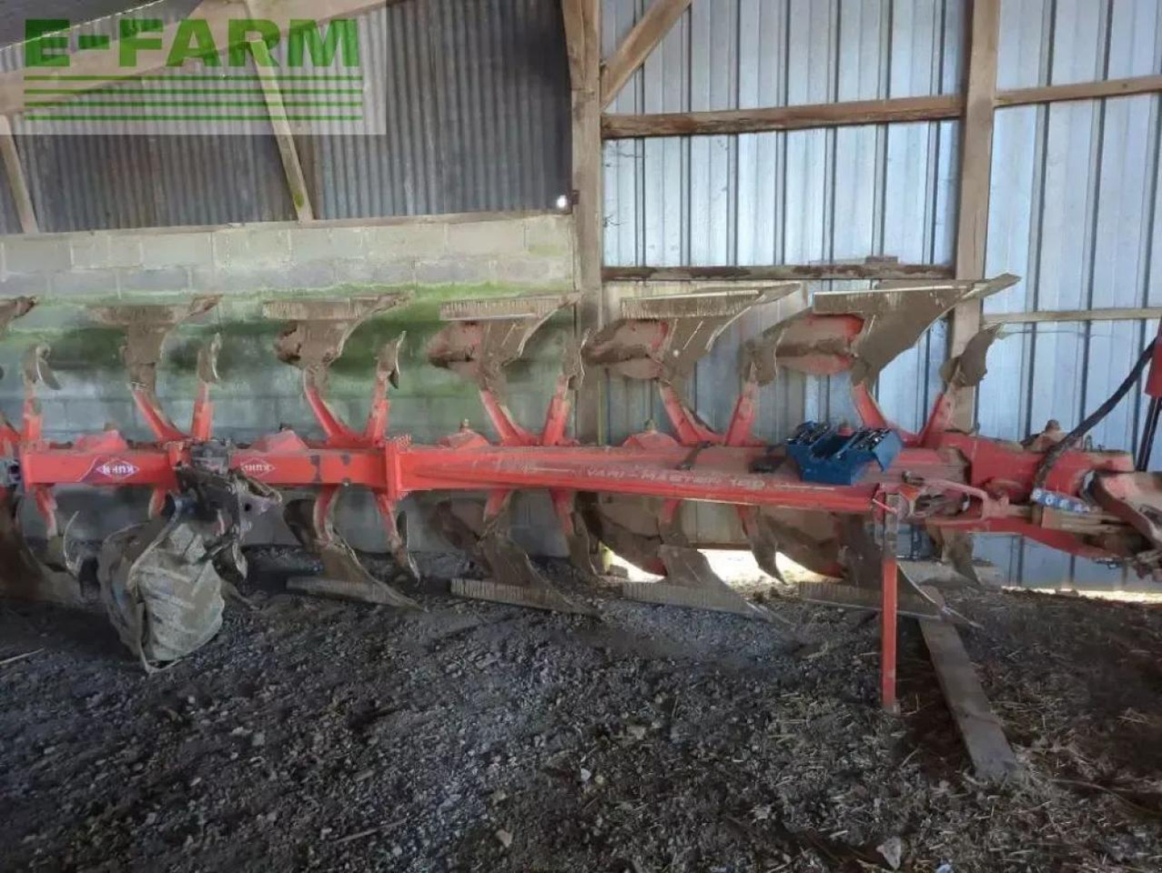 Kuhn vm 180 - Charrue: photos 2 Kuhn vm 180 - Charrue: photos 2