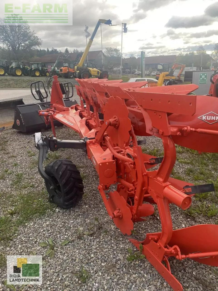 Kuhn vm153 4e/5h 102 - Charrue: photos 1 Kuhn vm153 4e/5h 102 - Charrue: photos 1