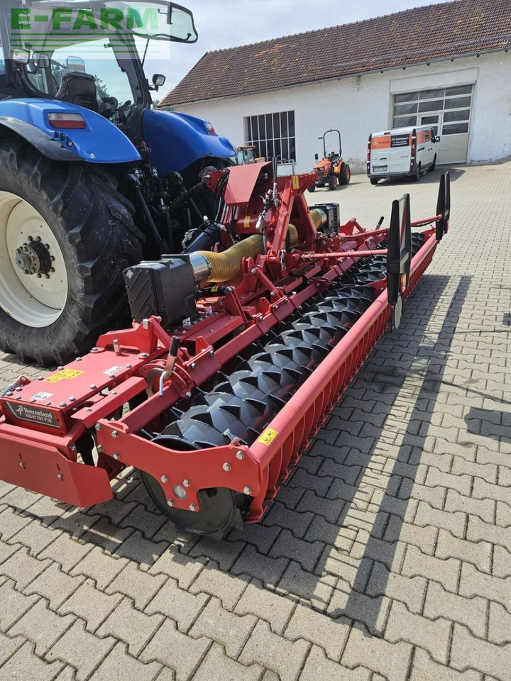 Kverneland ng h 501 f30 - Cover crop: photos 4 Kverneland ng h 501 f30 - Cover crop: photos 4