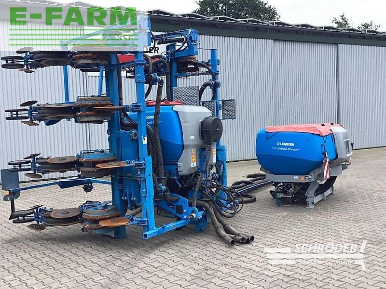 Lemken azurit 10 k 8 / solitair 23+/1900 - Semoir: photos 3 Lemken azurit 10 k 8 / solitair 23+/1900 - Semoir: photos 3