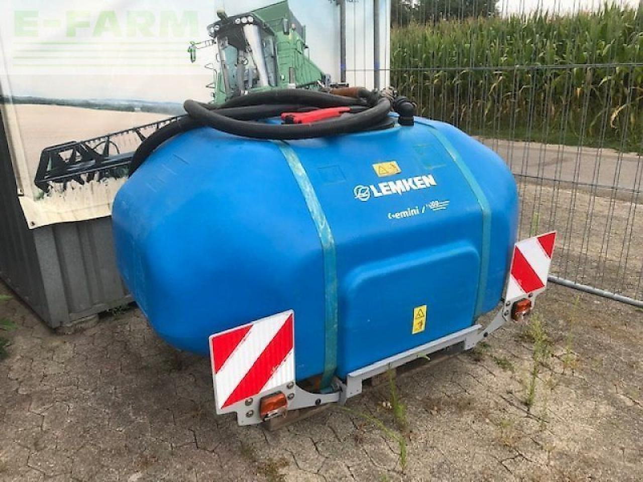 Lemken sirius 10/1900 - Pulvérisateur traîné: photos 4 Lemken sirius 10/1900 - Pulvérisateur traîné: photos 4
