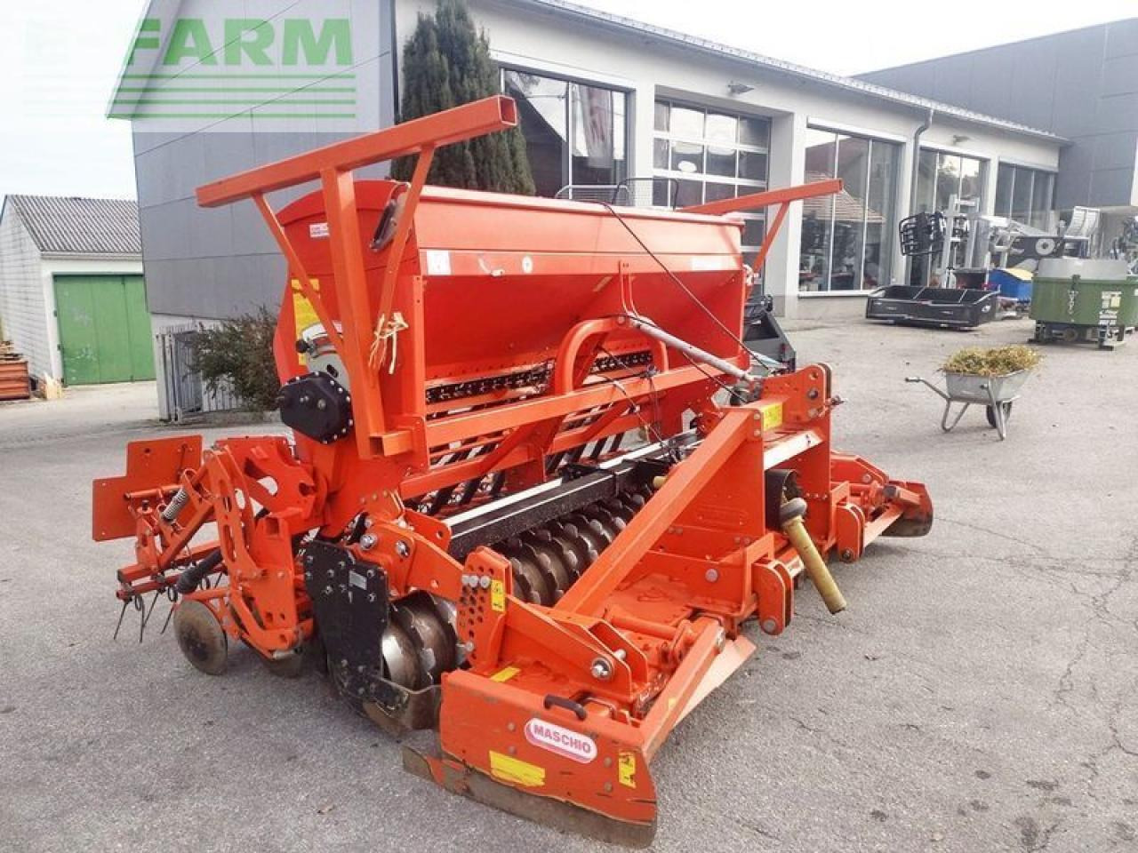 Maschio /gaspardo säkombination mechanisch - Combiné de semis: photos 3 Maschio /gaspardo säkombination mechanisch - Combiné de semis: photos 3