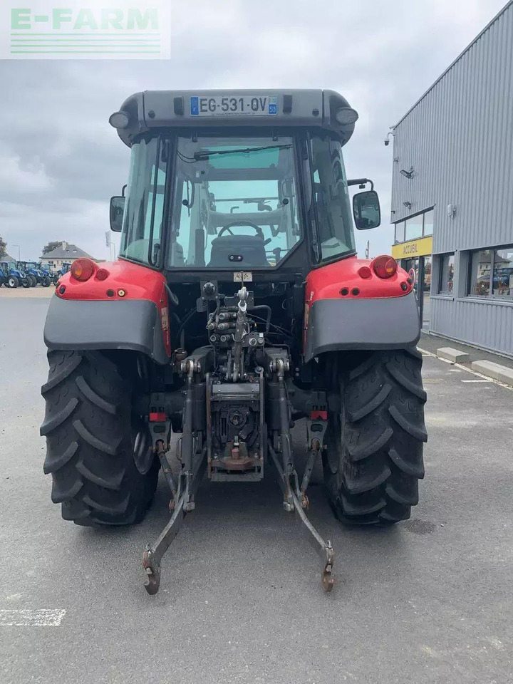 Massey Ferguson 5610 - Tracteur agricole: photos 5 Massey Ferguson 5610 - Tracteur agricole: photos 5