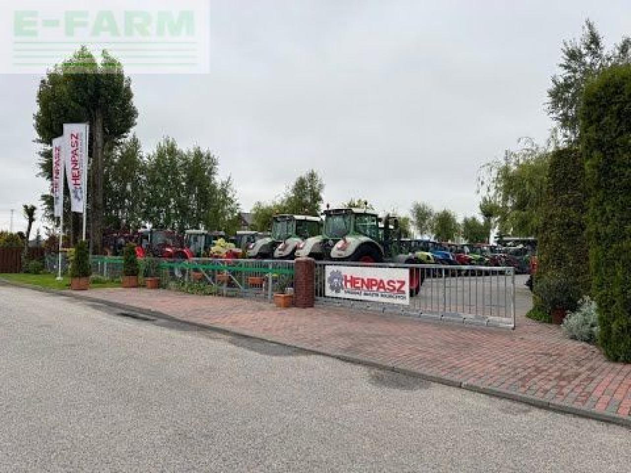 Tracteur agricole Massey Ferguson 5610 dyna-4 + mx t410: photos 27 Tracteur agricole Massey Ferguson 5610 dyna-4 + mx t410: photos 27