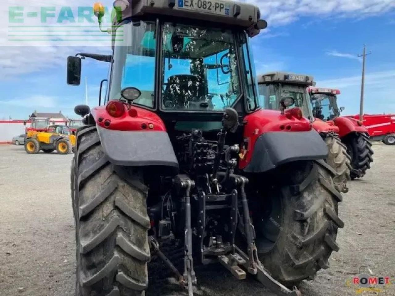 Massey Ferguson 5713 s d4 ef mr - Tracteur agricole: photos 3 Massey Ferguson 5713 s d4 ef mr - Tracteur agricole: photos 3
