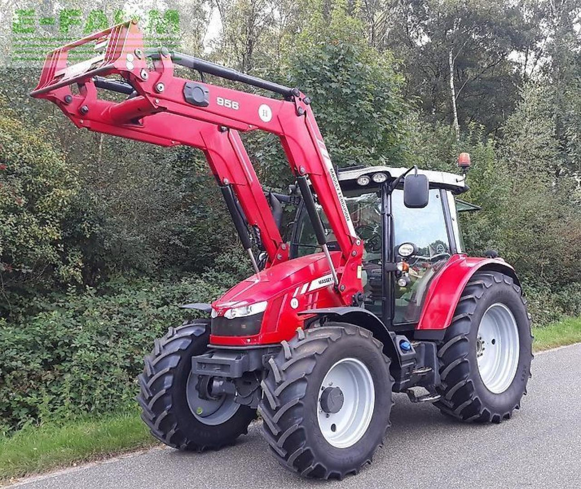 Massey Ferguson 5713 sl - Tracteur agricole: photos 1 Massey Ferguson 5713 sl - Tracteur agricole: photos 1