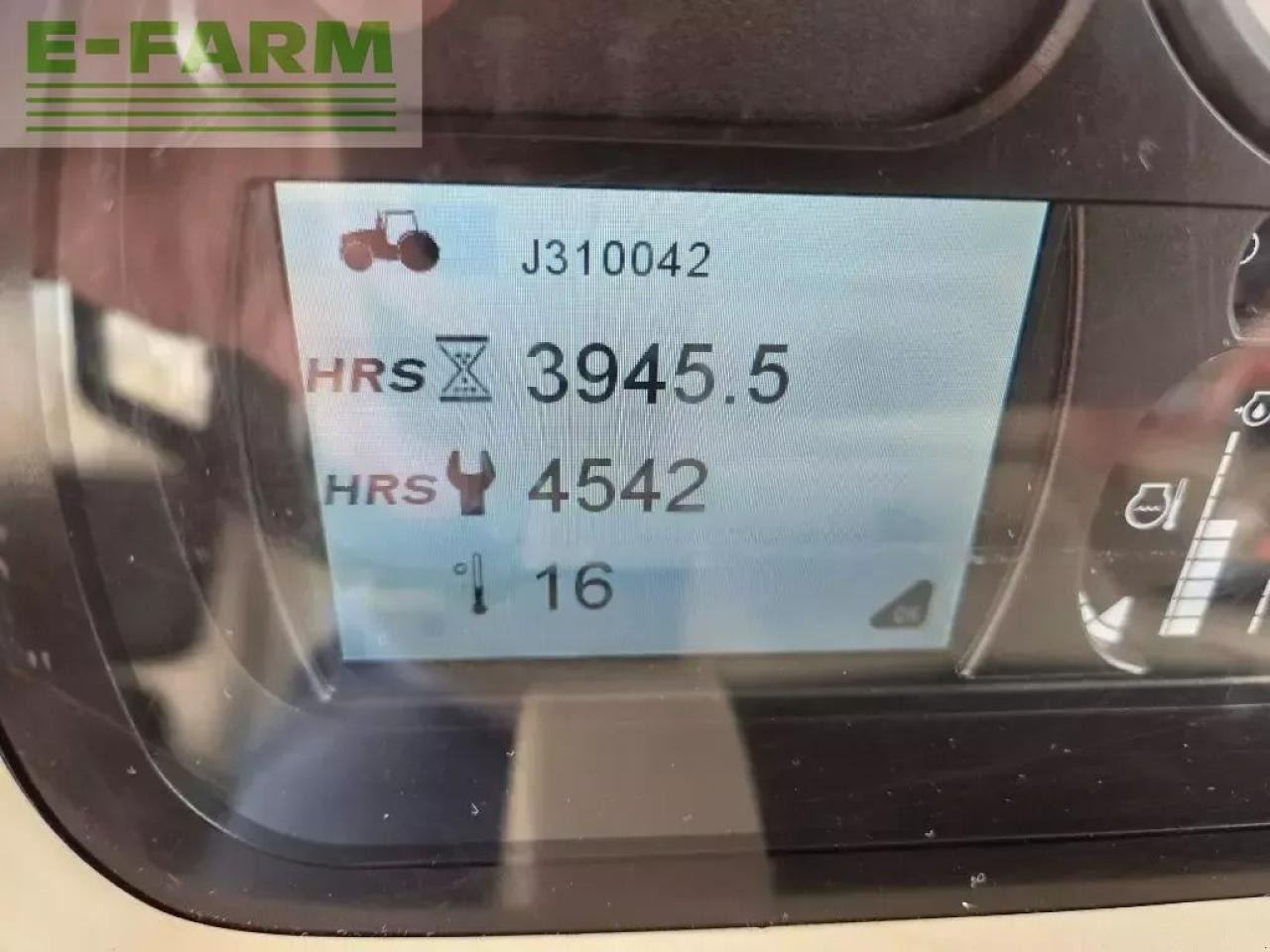 Massey Ferguson 6715 s dyna-6 efficient Efficient - Tracteur agricole: photos 2 Massey Ferguson 6715 s dyna-6 efficient Efficient - Tracteur agricole: photos 2