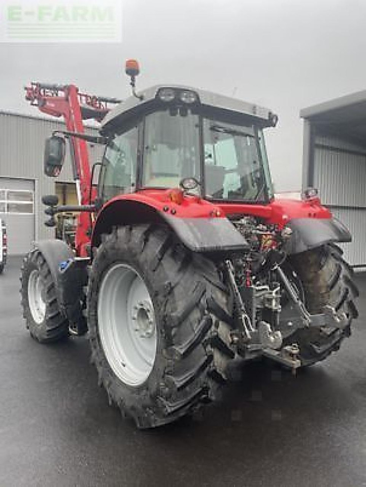 Massey Ferguson 6715s - Tracteur agricole: photos 3 Massey Ferguson 6715s - Tracteur agricole: photos 3