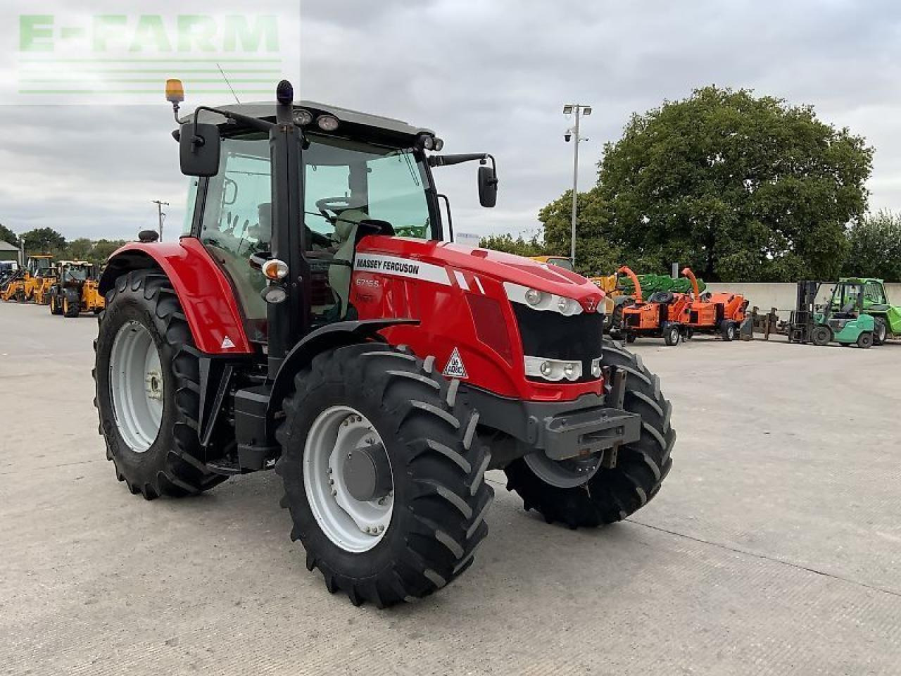 Massey Ferguson 6716s dyna 6 tractor (st24184) - Tracteur agricole: photos 2 Massey Ferguson 6716s dyna 6 tractor (st24184) - Tracteur agricole: photos 2