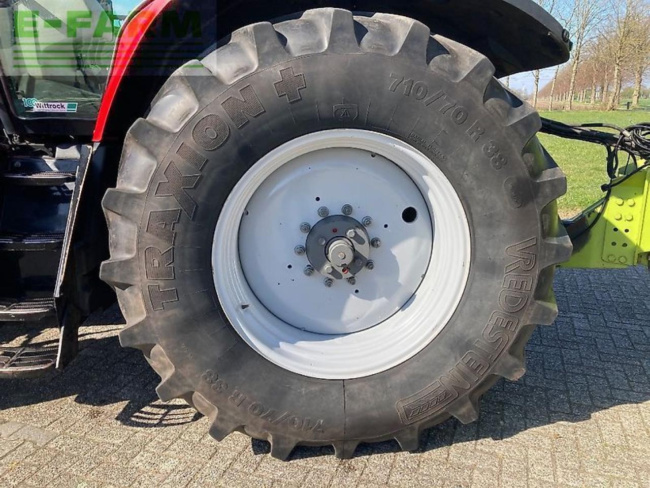 Massey Ferguson 7624 - Tracteur agricole: photos 4 Massey Ferguson 7624 - Tracteur agricole: photos 4