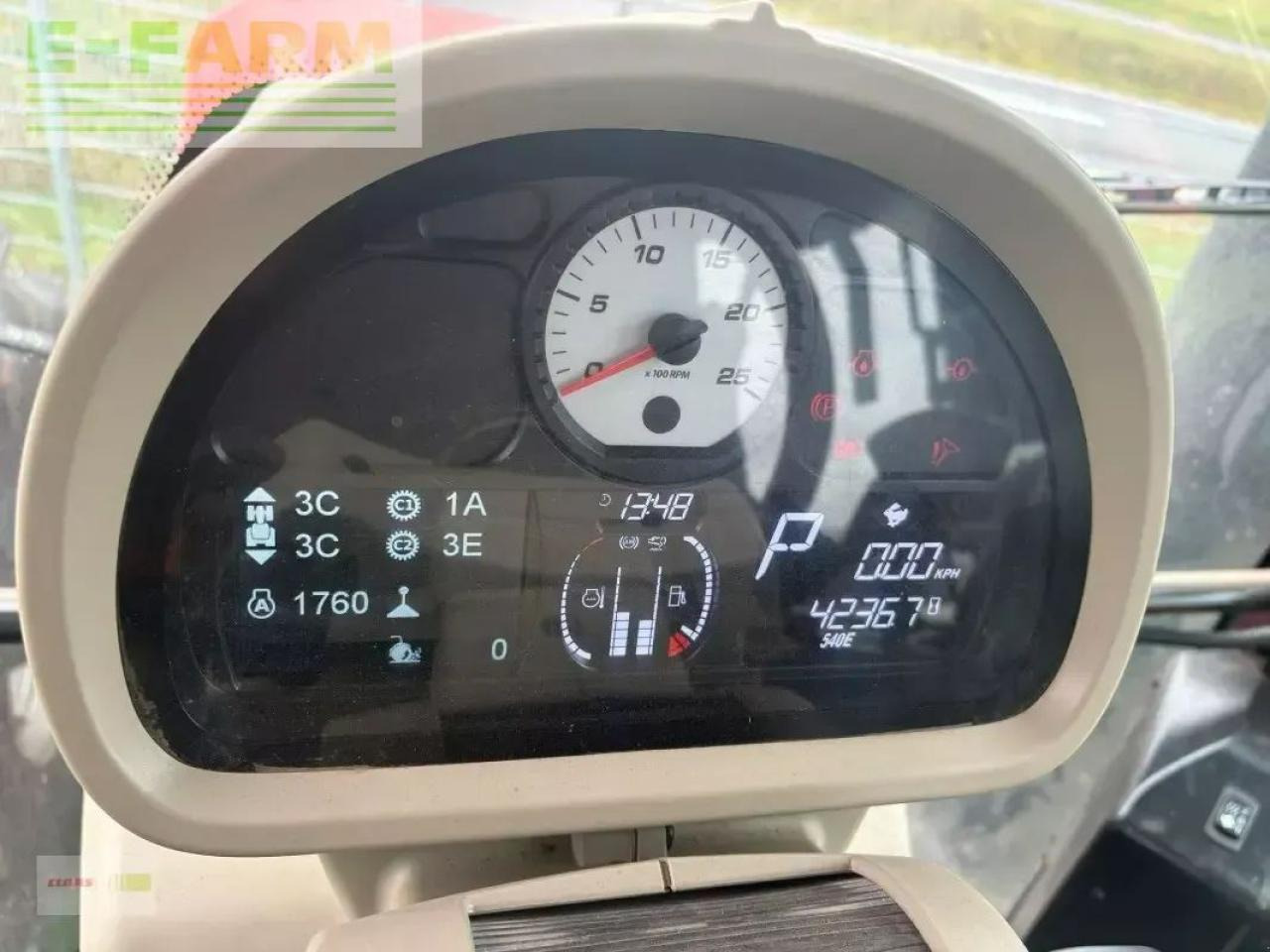 Massey Ferguson 7726s - Tracteur agricole: photos 4 Massey Ferguson 7726s - Tracteur agricole: photos 4