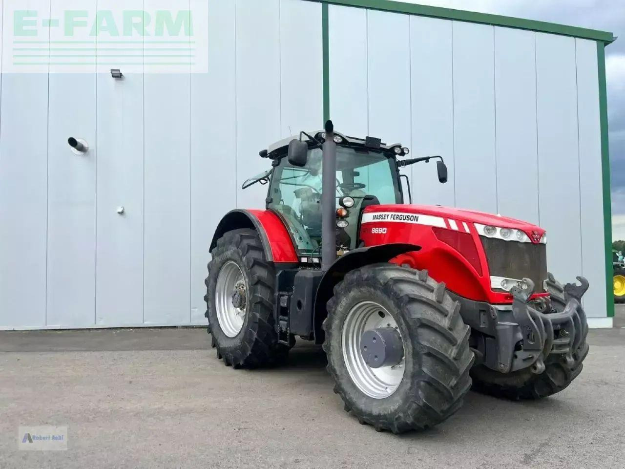 Massey Ferguson 8690 - Tracteur agricole: photos 3 Massey Ferguson 8690 - Tracteur agricole: photos 3