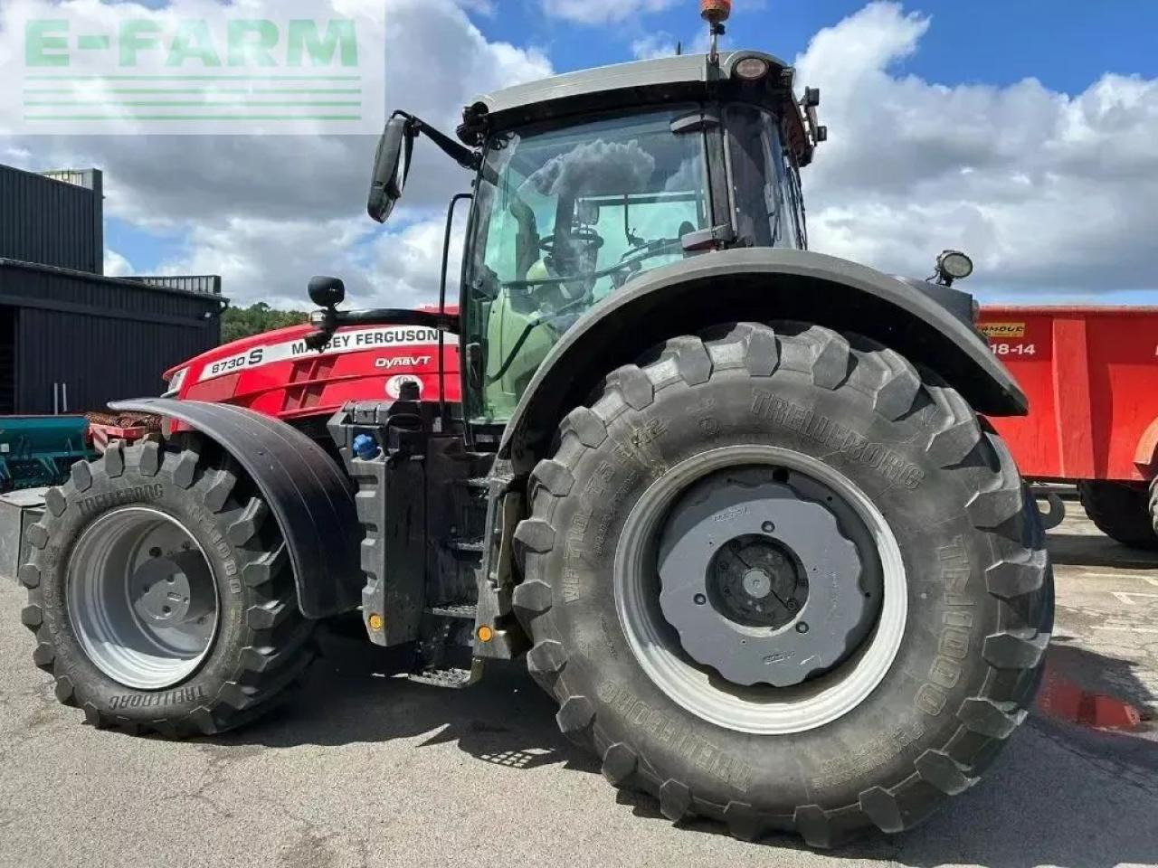 Massey Ferguson 8730s exclusive - Tracteur agricole: photos 4 Massey Ferguson 8730s exclusive - Tracteur agricole: photos 4