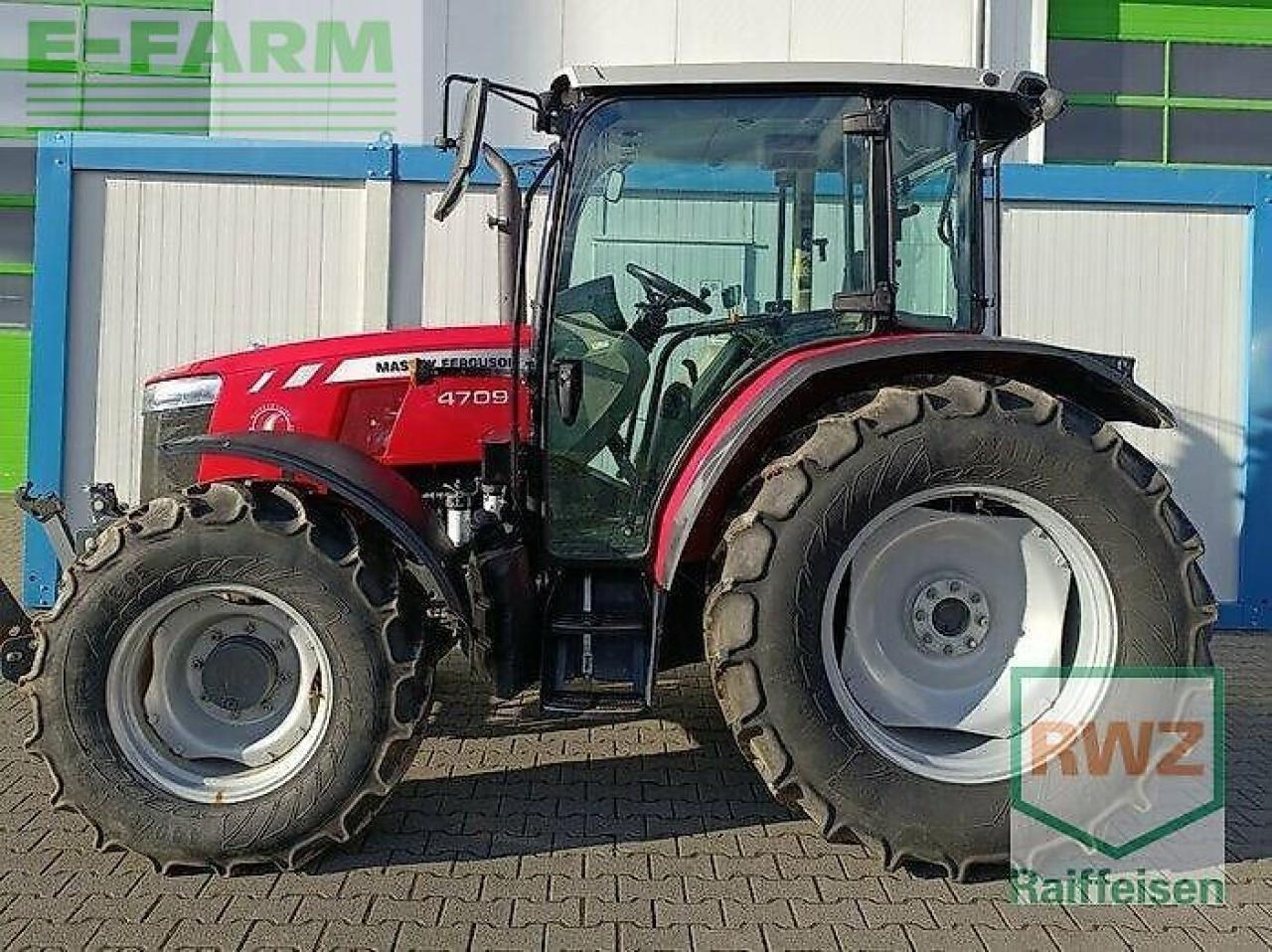 Massey Ferguson baureihe 4700 - Tracteur agricole: photos 1 Massey Ferguson baureihe 4700 - Tracteur agricole: photos 1