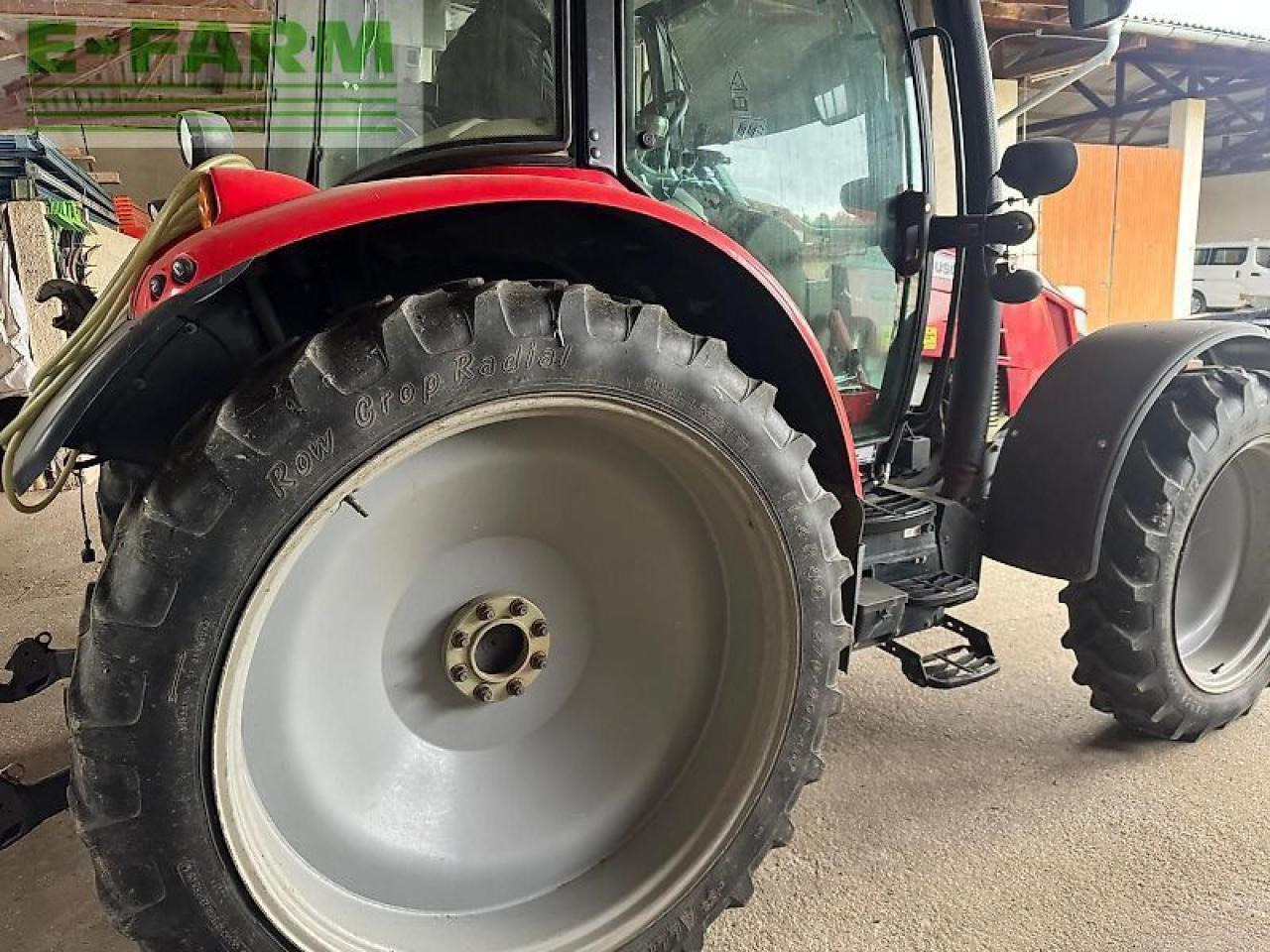 Massey Ferguson mf 5609 dyna-4 essential Essential - Tracteur agricole: photos 2 Massey Ferguson mf 5609 dyna-4 essential Essential - Tracteur agricole: photos 2